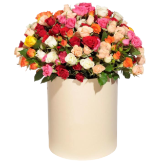 Mixed roses in a hatbox | Flower Delivery Magas